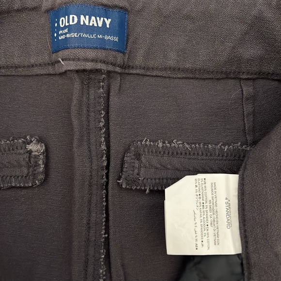 Mid rise old navy pixie pants size 4 in gray - Picture 3 of 3